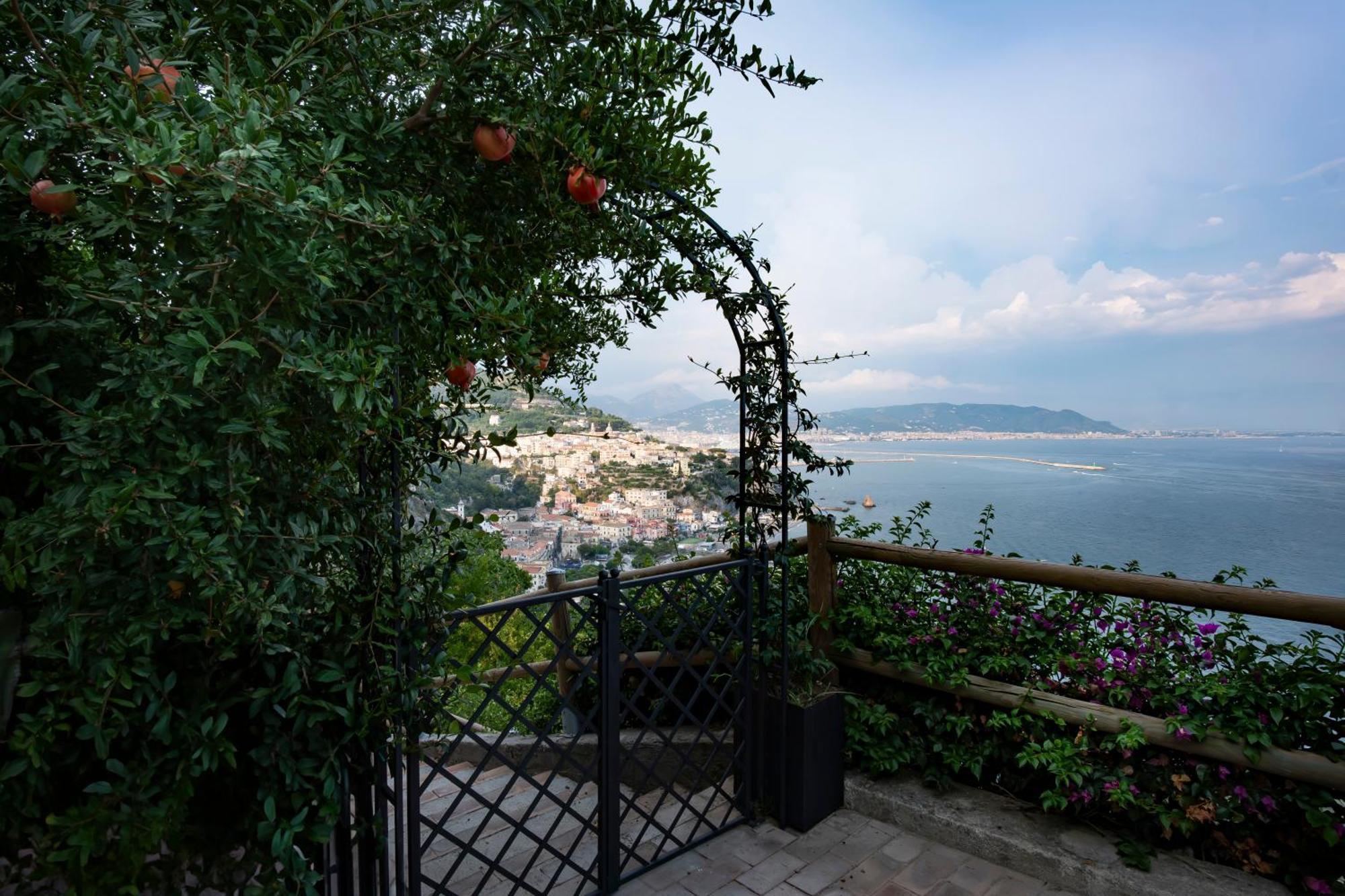Kemi Luxury Suites Vietri Dış mekan fotoğraf